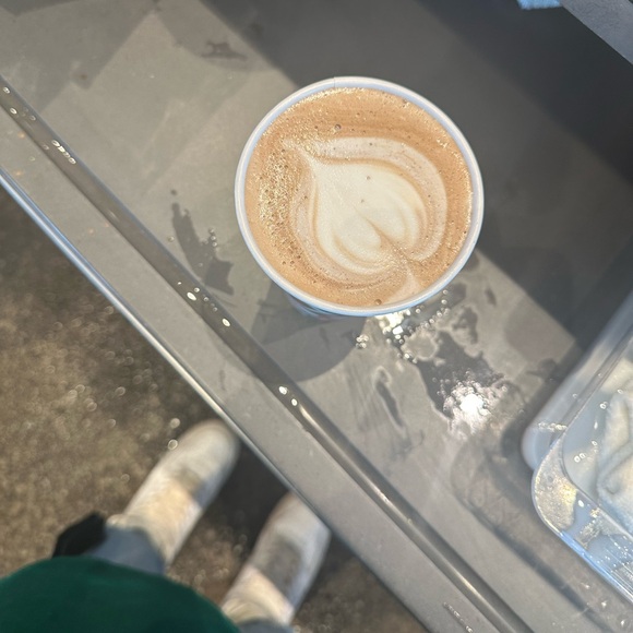 Hi, Iโm Raymond ๐ - Picture 3 of 17